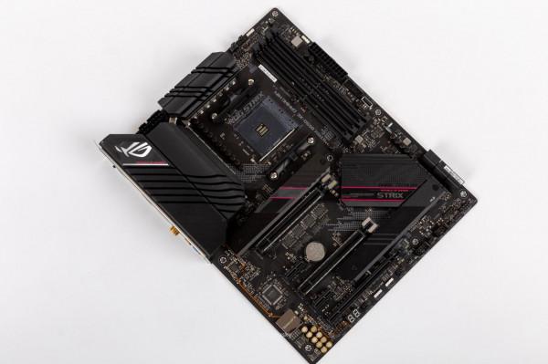 垂直風流新成員——喬家一物i400 裝機體驗 垂直風流新成員——喬家一物i400 裝機體驗