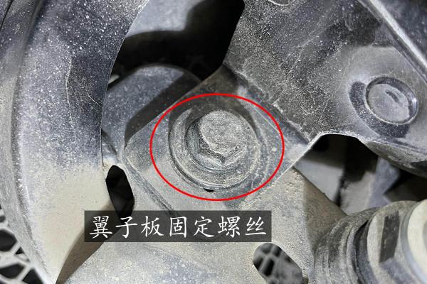 欺軟怕硬，二手法拉利488賣家聲稱原版原漆，檢測後乖乖退還定金