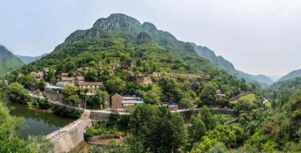 河南這個3000歲的古村，山水相依，雲嶺煙雨，被譽為水美鄉村