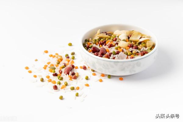 秋燥傷身!建議多吃 5 大白色食物補氣固肺 秋燥傷身!建議多吃 5 大白色食物補氣固肺