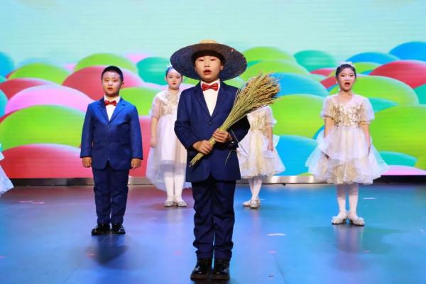 走！帶你去看寶清少兒春晚