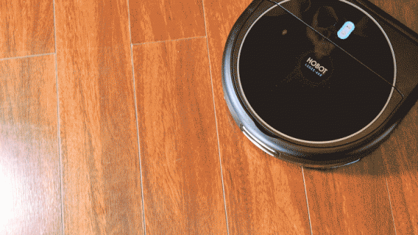 兩塊拖布，擦地更乾淨，體驗玻妞雷姬掃地機