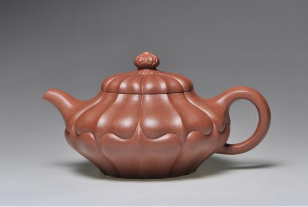 傳承千年紫砂工藝傳統，讓紫砂藝術插上現代翅膀