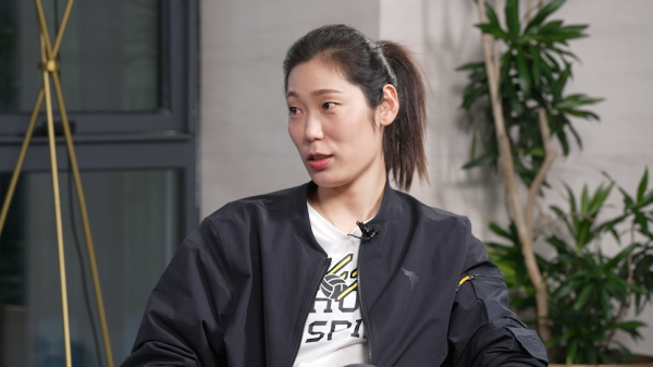 朱婷時隔3個月回應郎平讓其帶傷上陣，首談奧運失利與女排新帥