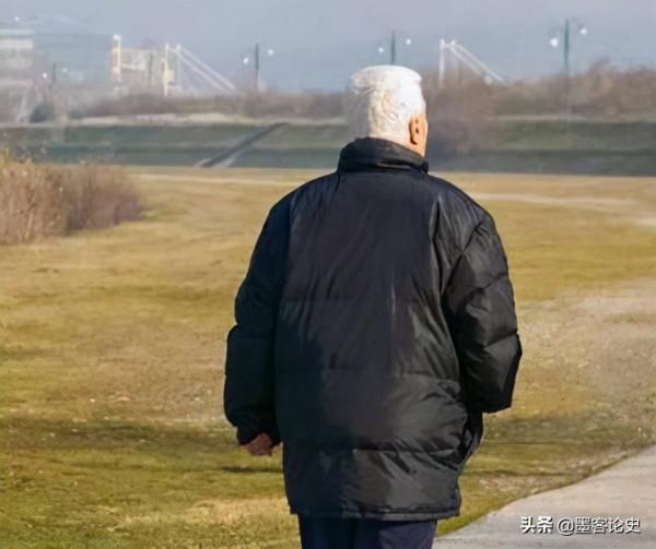 湖北22歲戰士犧牲,母親悲痛年年悼念,1949年收到司令信:請娘進京!