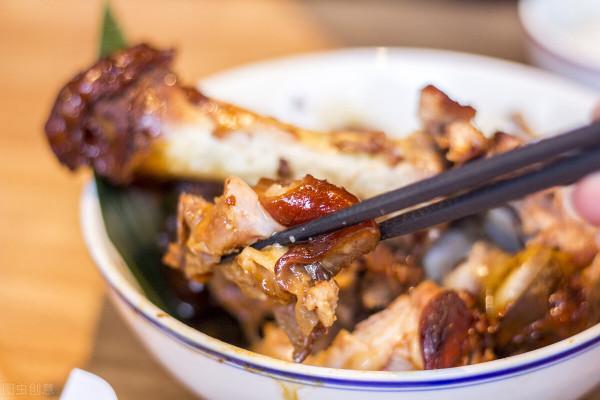 明日中秋佳節,準備這道硬菜,Q彈軟糯又勁道!老人小孩兒都愛 明日中秋佳節,準備這道硬菜,Q彈軟糯又勁道!老人小孩兒都愛