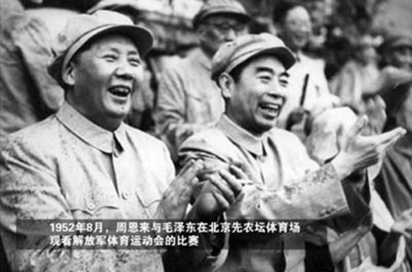 香港迴歸前夕，南海上中英軍艦對峙三天三夜，中方：撞就撞誰怕誰