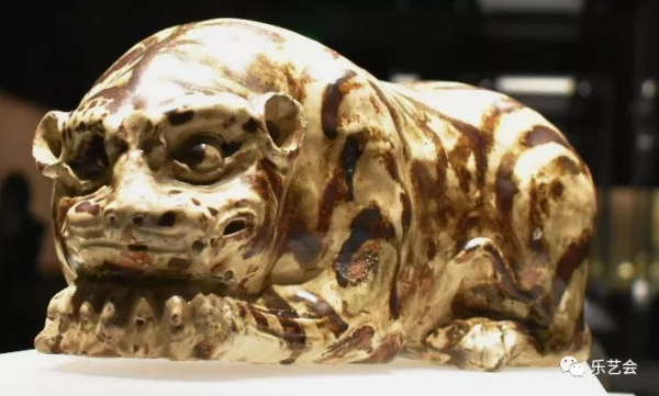 虎年賞虎第二彈：瓷枕中的福虎