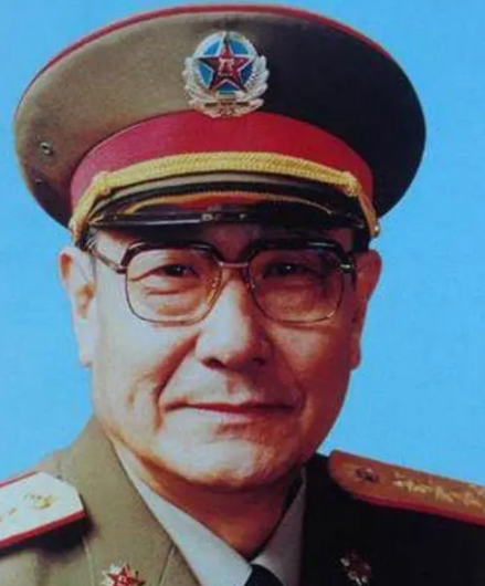 39軍新任軍長上任,副軍長愣了:這不是遼瀋戰役我俘虜的國民黨嗎 39軍新任軍長上任,副軍長愣了:這不是遼瀋戰役我俘虜的國民黨嗎