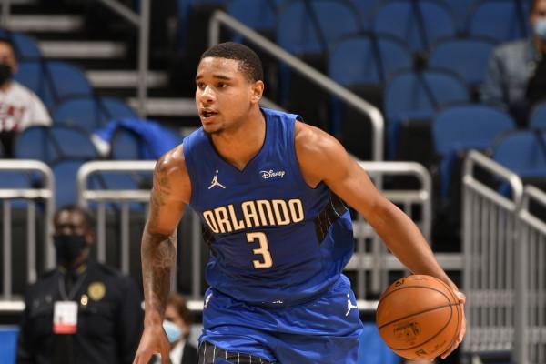 盤點因疫情獲利的7名球員:格里芬、沃克重回輪換陣容 盤點因疫情獲利的7名球員:格里芬、沃克重回輪換陣容