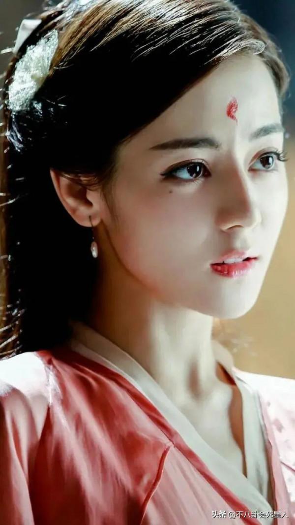 13位女神出道時驚為天人,30歲後迅速變老,經歷了什麼? 13位女神出道時驚為天人,30歲後迅速變老,經歷了什麼?