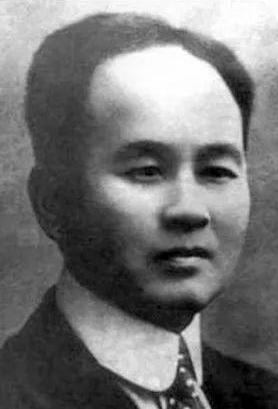 59年毛主席回韶山,指著李淑一向在座領導介紹:她是開慧的好朋友 59年毛主席回韶山,指著李淑一向在座領導介紹:她是開慧的好朋友