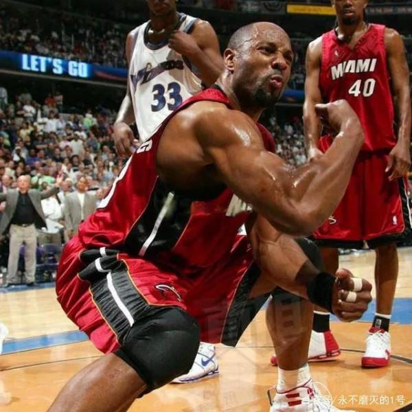 NBA勵志故事之“不屈鬥士” NBA勵志故事之“不屈鬥士”