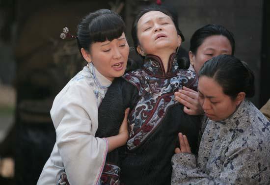 劉莉莉:30多歲相親嫁圈外人,巔峰期放棄事業,女兒是她的驕傲 劉莉莉:30多歲相親嫁圈外人,巔峰期放棄事業,女兒是她的驕傲