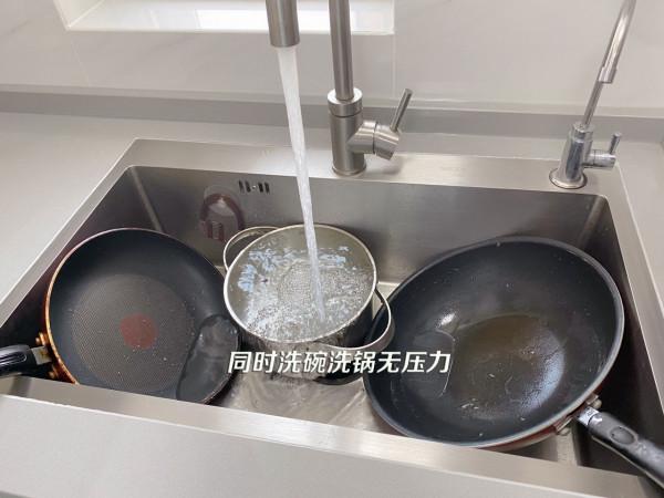 很慶幸，廚房裝修堅持增加7個設計，小空間也能越用越順心