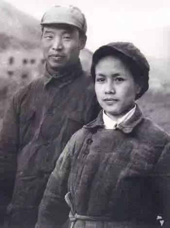 彭真的妻兒子女現狀如何？4個子女竟都不姓“彭”