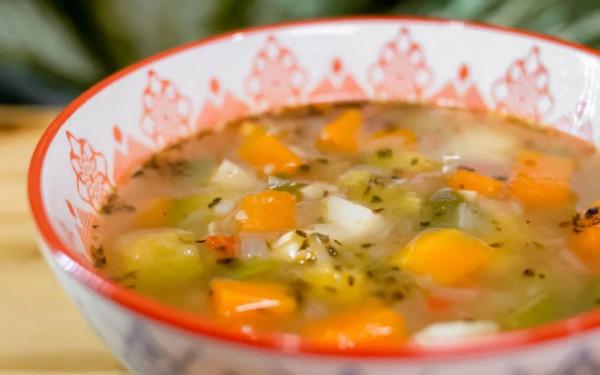 最適合冬日吃的暖胃神湯，7種食材滿口香