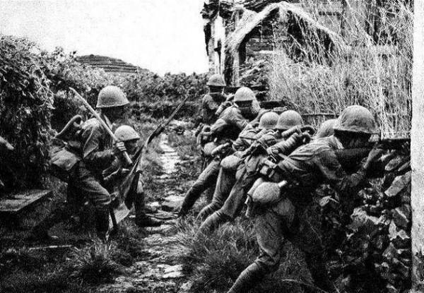 侵華戰爭期間,在長沙逃難的中國農民黃樹風目睹到的日軍暴行 侵華戰爭期間,在長沙逃難的中國農民黃樹風目睹到的日軍暴行