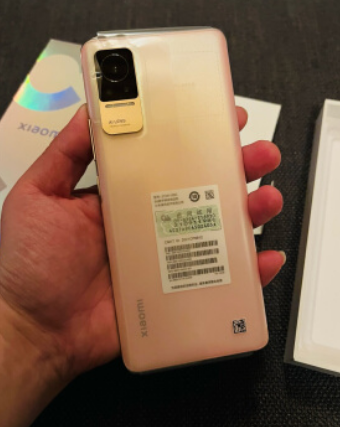 之前的小米6x還能用，剛換了oppo感覺不如小米，這次入手小米civi