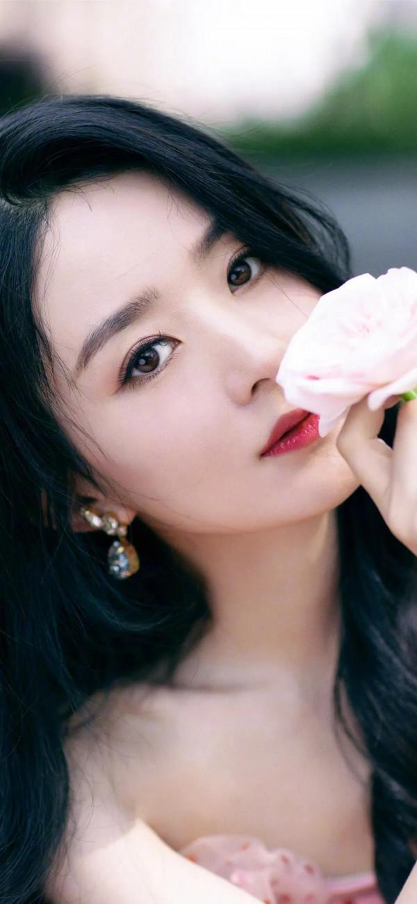 仙女桌布：劉亦菲、趙麗穎、張天愛、古力娜扎、景甜