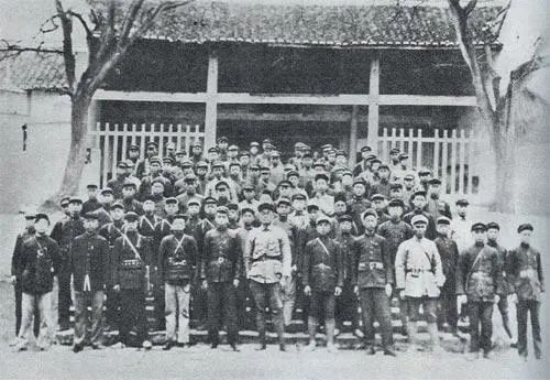 打仗最厲害,戰功最多的六位開國中將,其中有五位來自同一方面軍 打仗最厲害,戰功最多的六位開國中將,其中有五位來自同一方面軍