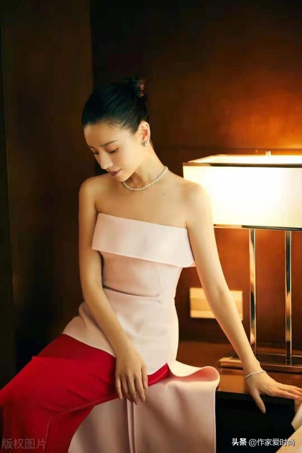 董潔多了好多皺紋,雖美人的氣質還在,感嘆玉女時光能有多少年 董潔多了好多皺紋,雖美人的氣質還在,感嘆玉女時光能有多少年