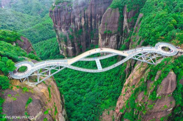 隱藏在臺州的小眾旅遊地神仙居,千峰林立雲霧繚繞宛如人間 隱藏在臺州的小眾旅遊地神仙居,千峰林立雲霧繚繞宛如人間
