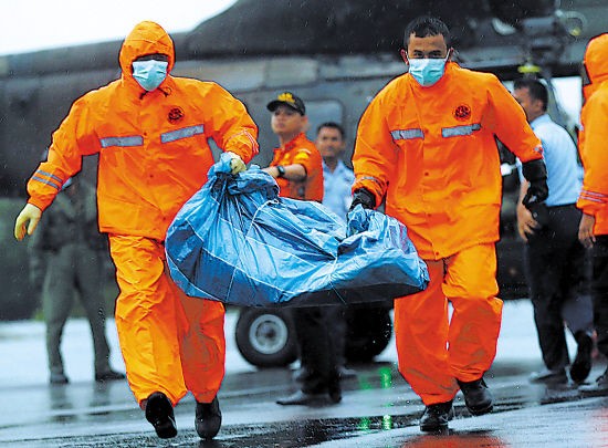一場無數意外造成的特大空難,583名乘客喪生,元兇卻在100公里外 一場無數意外造成的特大空難,583名乘客喪生,元兇卻在100公里外