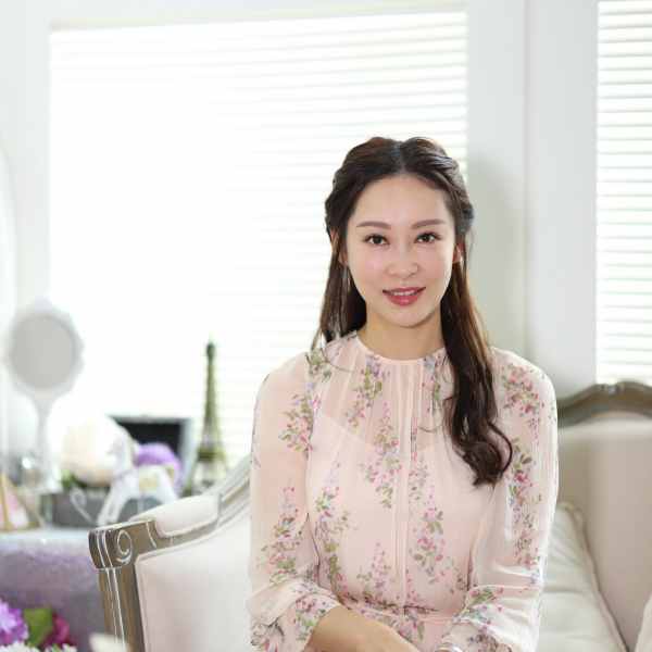 視後楊茜堯秘密誕二胎！楊卓娜透露其將快出院，大曝寶寶像爺爺