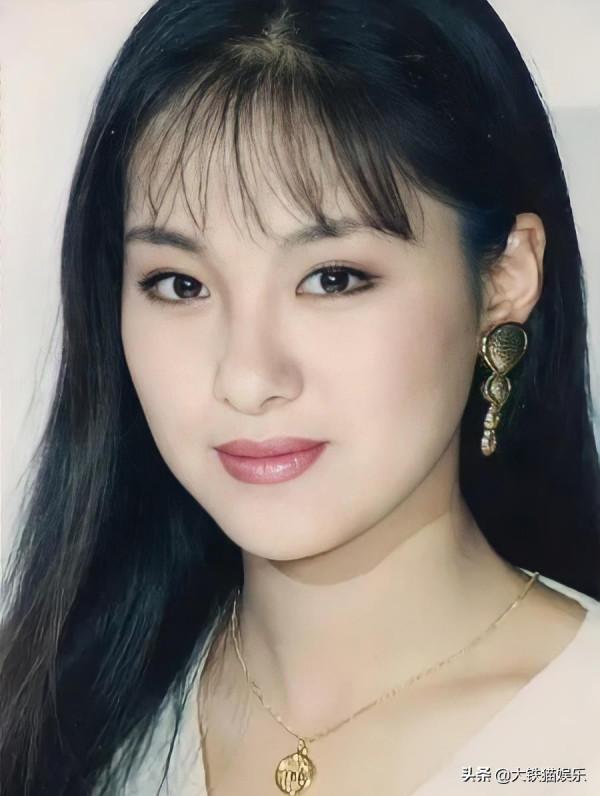 哈爾濱盛產美人,10位冰城女星,個個盤正條順,甩網紅臉幾條街 哈爾濱盛產美人,10位冰城女星,個個盤正條順,甩網紅臉幾條街