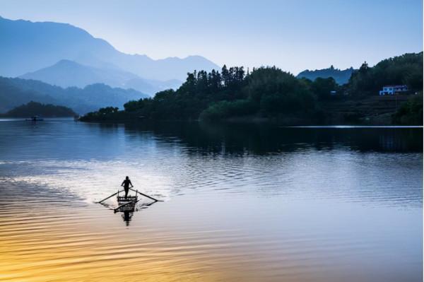 《莊子》：過多的慾望會消耗一個人的心力，讓你覺得生活索然無味