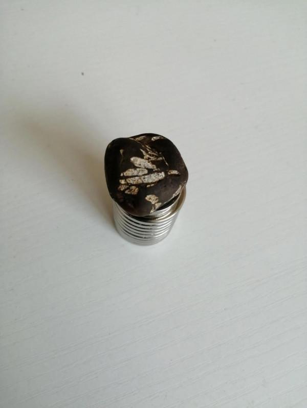 我今天叫觀眾看看外星人的:(隕鑽天珠),這才是真正天珠…… 我今天叫觀眾看看外星人的:(隕鑽天珠),這才是真正天珠……