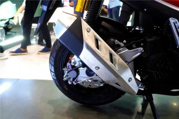 跨界ADV踏板再添猛將，光南佈雷斯通極宙正式推出