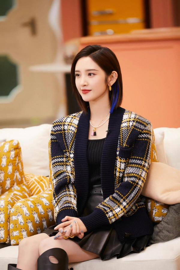 唐藝昕，甜酷風，可鹽可甜小辣妹