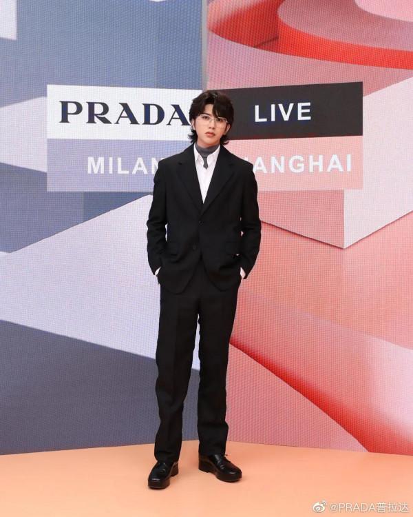 普拉達PRADA代言人蔡徐坤