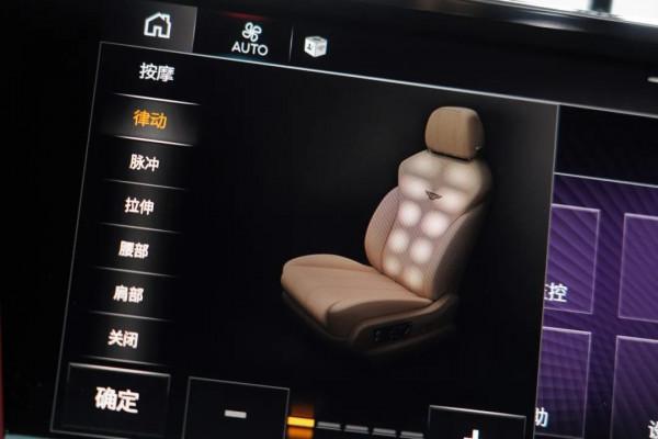 “失去聲浪”的賓利添越如何引人注目 | CAR REVIEWS