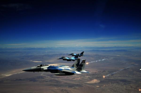 美軍高官叫囂只要能打贏中國,願意付出一切代價,說到底就是為錢 美軍高官叫囂只要能打贏中國,願意付出一切代價,說到底就是為錢