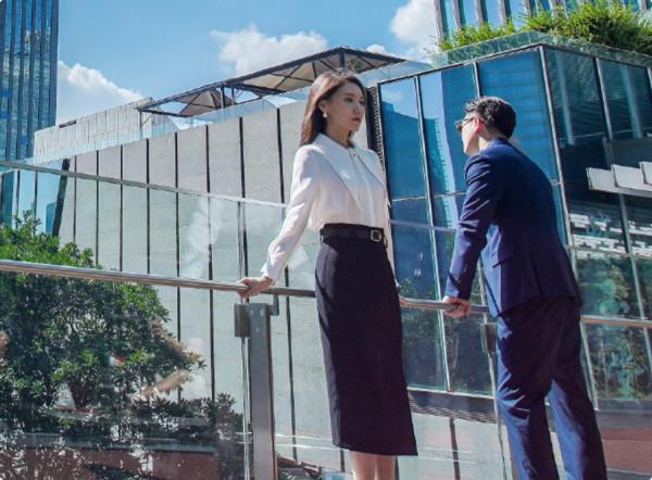 央八新劇剛播兩天，收視飆到0.8，豆瓣口碑卻崩了，清一色的差評