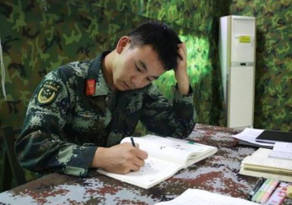 50萬退伍費和事業編工作,哪個更吃香?退伍軍人的選擇默契十足 50萬退伍費和事業編工作,哪個更吃香?退伍軍人的選擇默契十足