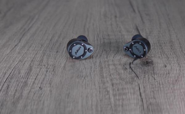 當年賣到7000多的謝蘭圖,如今只能打打幾百塊的國產動圈? 當年賣到7000多的謝蘭圖,如今只能打打幾百塊的國產動圈?