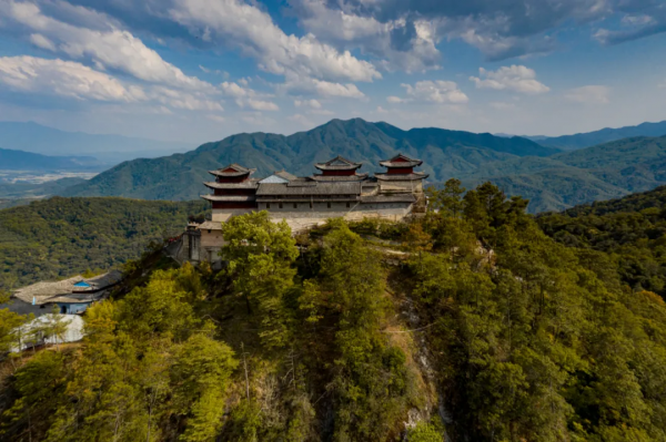 尋訪騰衝古十二景丨攀登三折雲梯,坐看雲捲雲舒 尋訪騰衝古十二景丨攀登三折雲梯,坐看雲捲雲舒