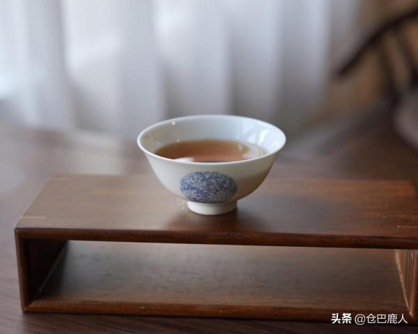 青花團花杯「傾城國色·便作文卿」 青花團花杯「傾城國色·便作文卿」