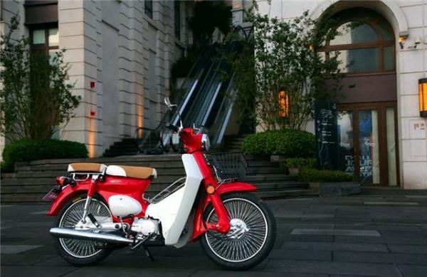 彎梁摩托車有何特點？為什麼會停步不前？不向高階市場進軍