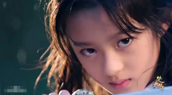 新《仙劍奇俠傳》大翻車！趙靈兒顏值災難像傻姑，網友直呼毀童年