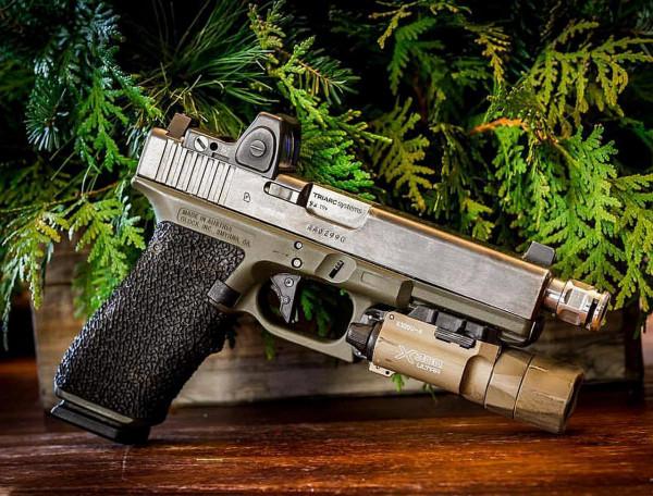 “北極狐”僱傭兵的20種輕武器,都是世界最頂尖的槍支 “北極狐”僱傭兵的20種輕武器,都是世界最頂尖的槍支