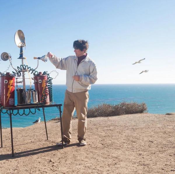 是時候放下手機，抬頭看看星空了