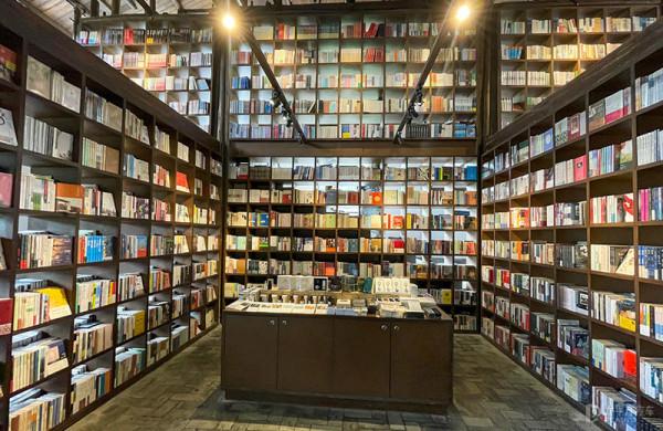 激動壞了！第一次開瑪莎拉蒂長途旅行，居然是這樣的感覺...