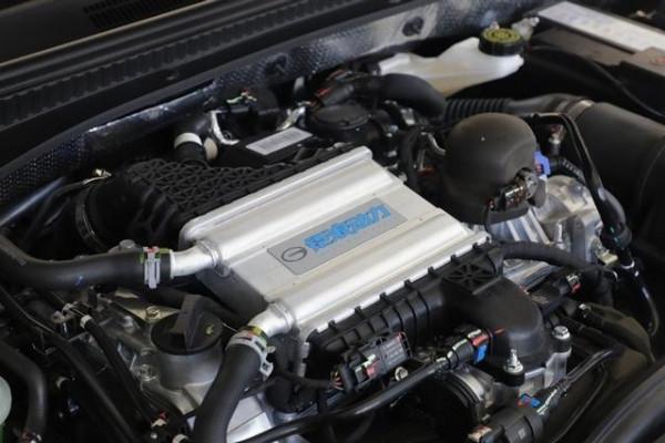 影豹頂配J16 不只是快！