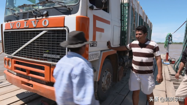 拋下2個老婆搞運輸,男子走上“死亡公路”,5000米高原輕鬆拿捏 拋下2個老婆搞運輸,男子走上“死亡公路”,5000米高原輕鬆拿捏