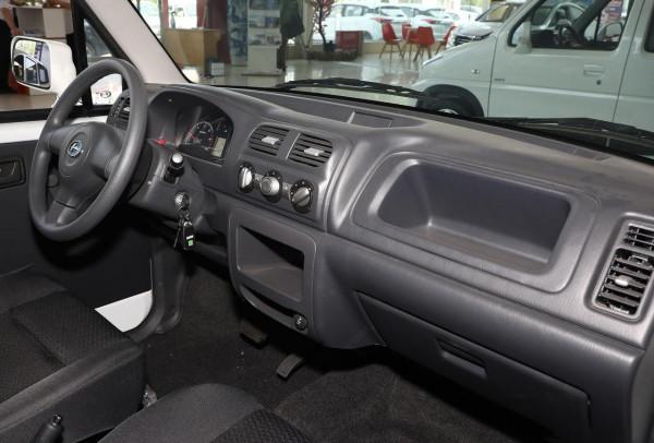 三門兩座帶貨箱，“北斗星電動版”來了，依舊保持經典外觀